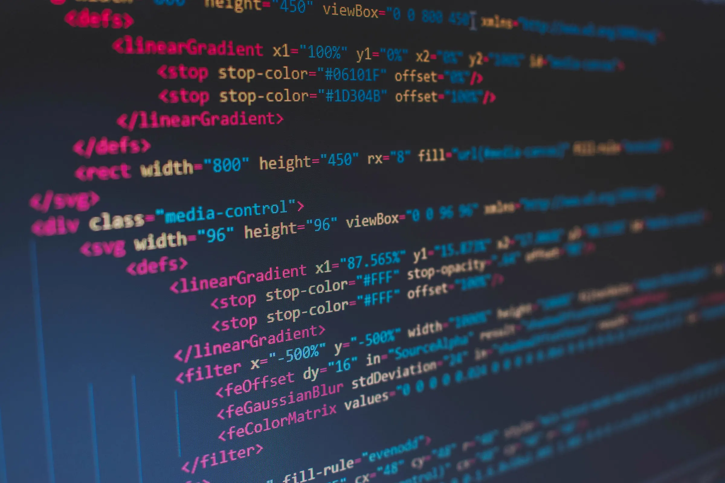 複数端末で同じ業務をテストする匿名イメージ